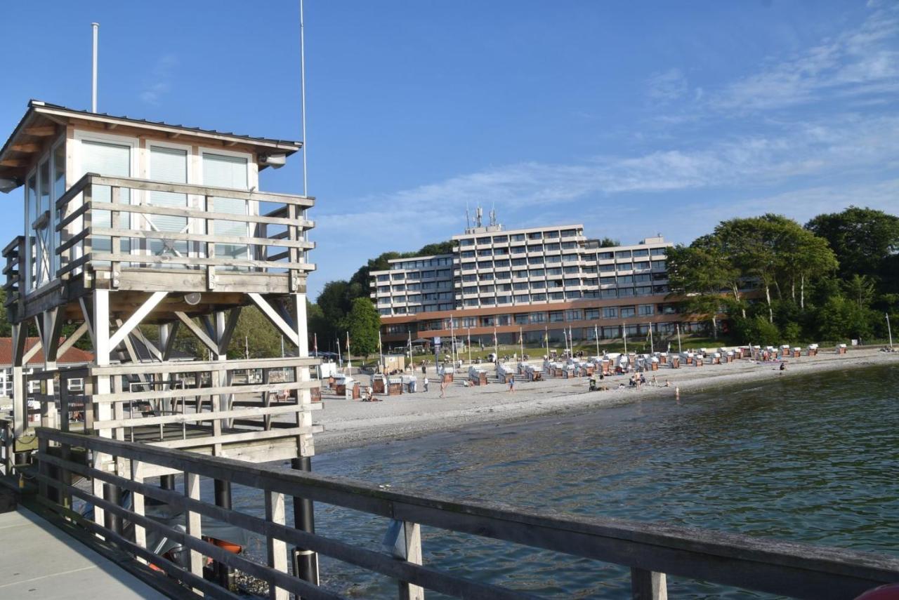 גלוקסבורג Fewo1846 Intermar - Kajuete Foerdeblick - Familienfreundliches Studioapartment Mit Balkon Und Meerblick מראה חיצוני תמונה