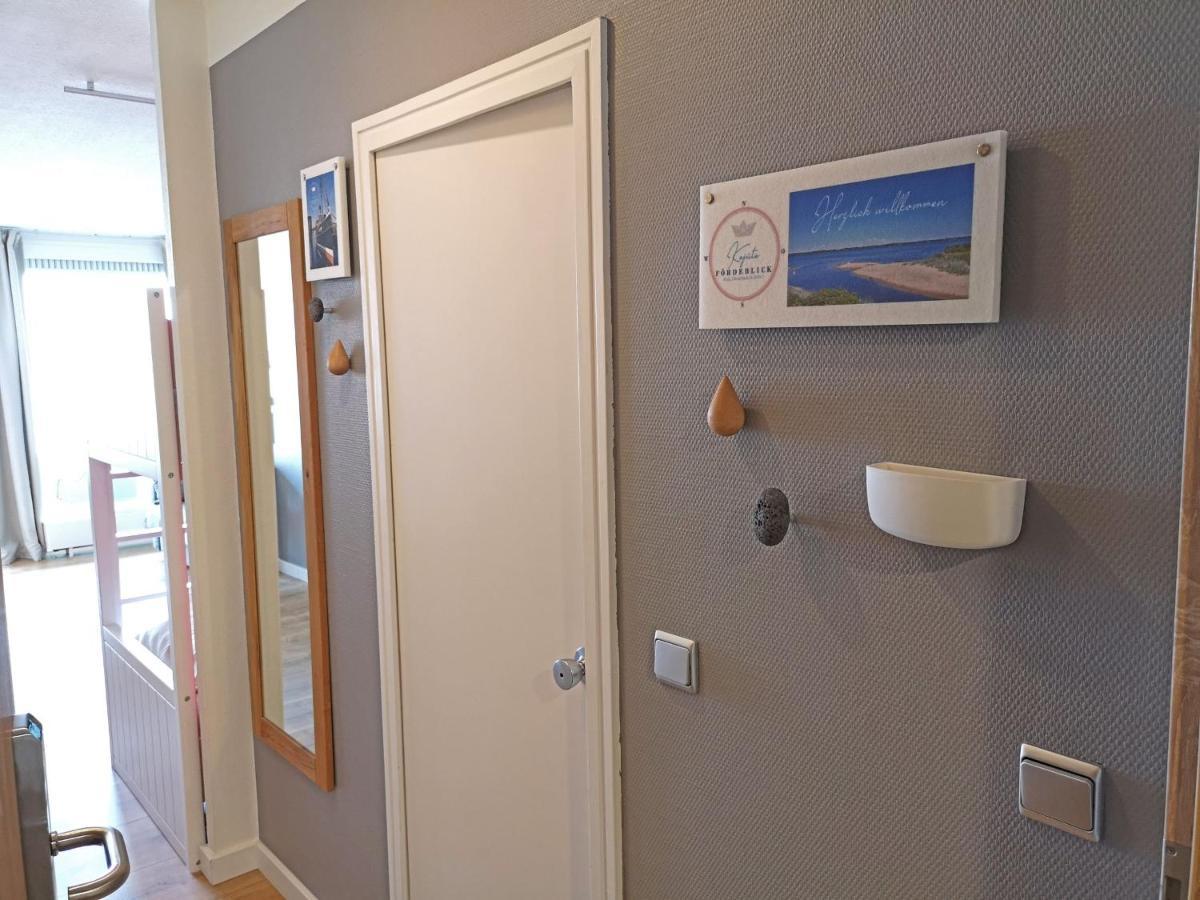 גלוקסבורג Fewo1846 Intermar - Kajuete Foerdeblick - Familienfreundliches Studioapartment Mit Balkon Und Meerblick מראה חיצוני תמונה